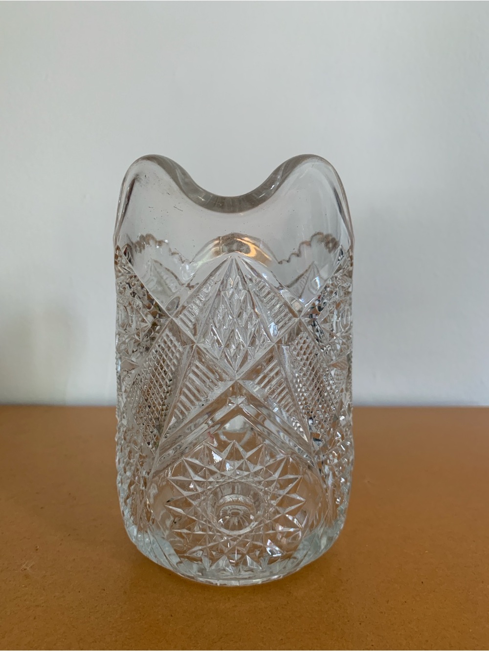 Cut glass small drink pitcher, dinnerware - Picture 4 of 10
